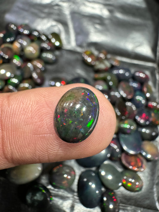 Black Opal Stone BO 043 2.5 Carat